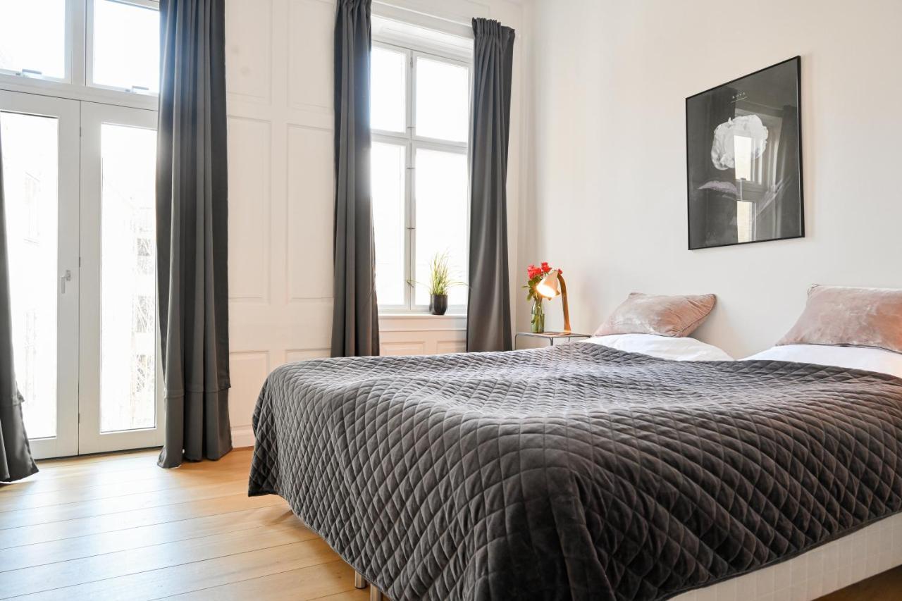 Sanders Arrow - Chic Three-Bedroom Apartment In The Middle Of Copenhagen Exterior photo